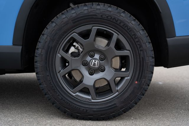 2025 Honda Pilot TrailSport photo 11
