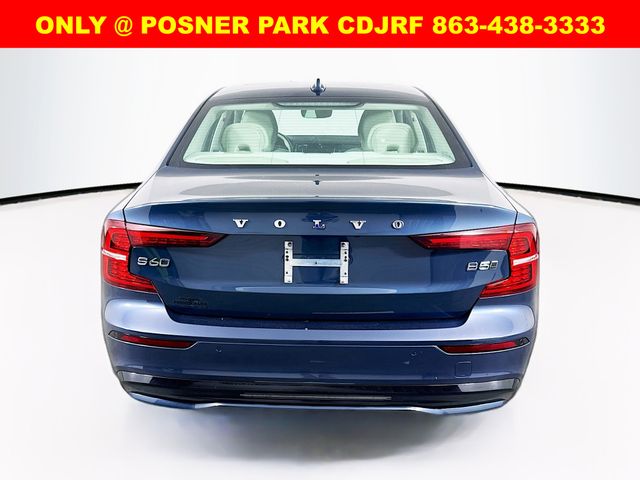 2024 Volvo S60 B5 Core photo 4