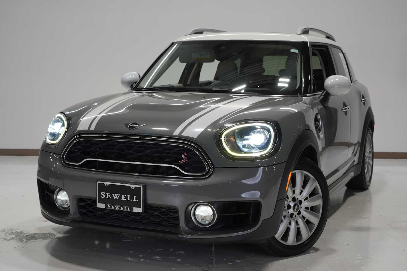 2019 MINI Countryman S's photo