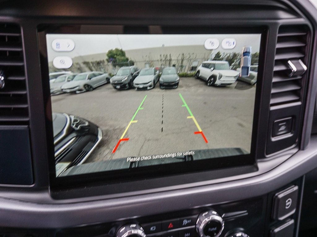 2025 Ford F-150 XLT photo 22