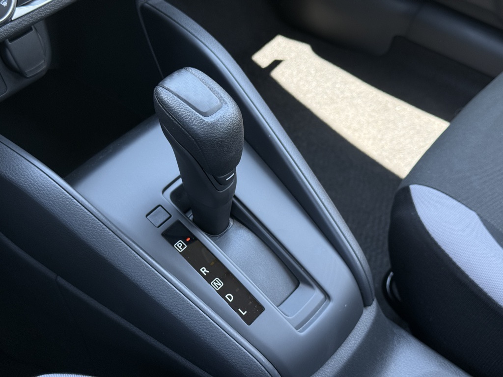 2025 Nissan Versa S photo 16