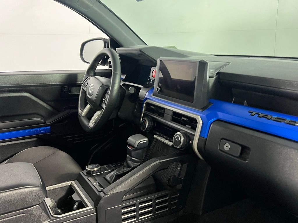 2025 Toyota Tacoma PreRunner photo 21