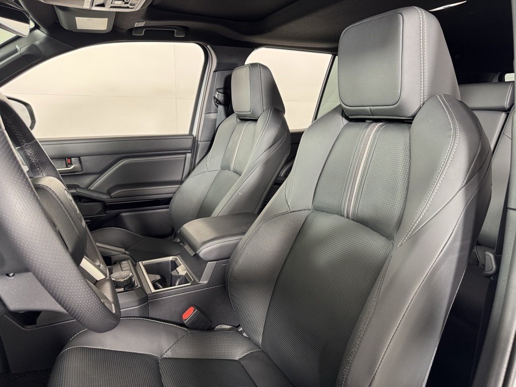 2025 Toyota 4Runner TRD Sport Premium 4WD photo 4