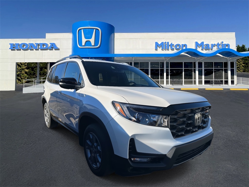 2025 Honda Passport TrailSport's photo