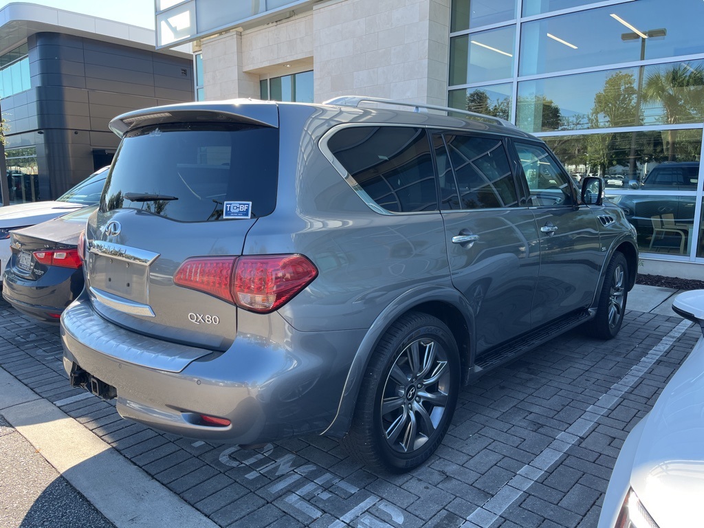 2017 Infiniti QX80 photo 4