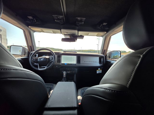 2025 Ford Bronco Outer Banks photo 31