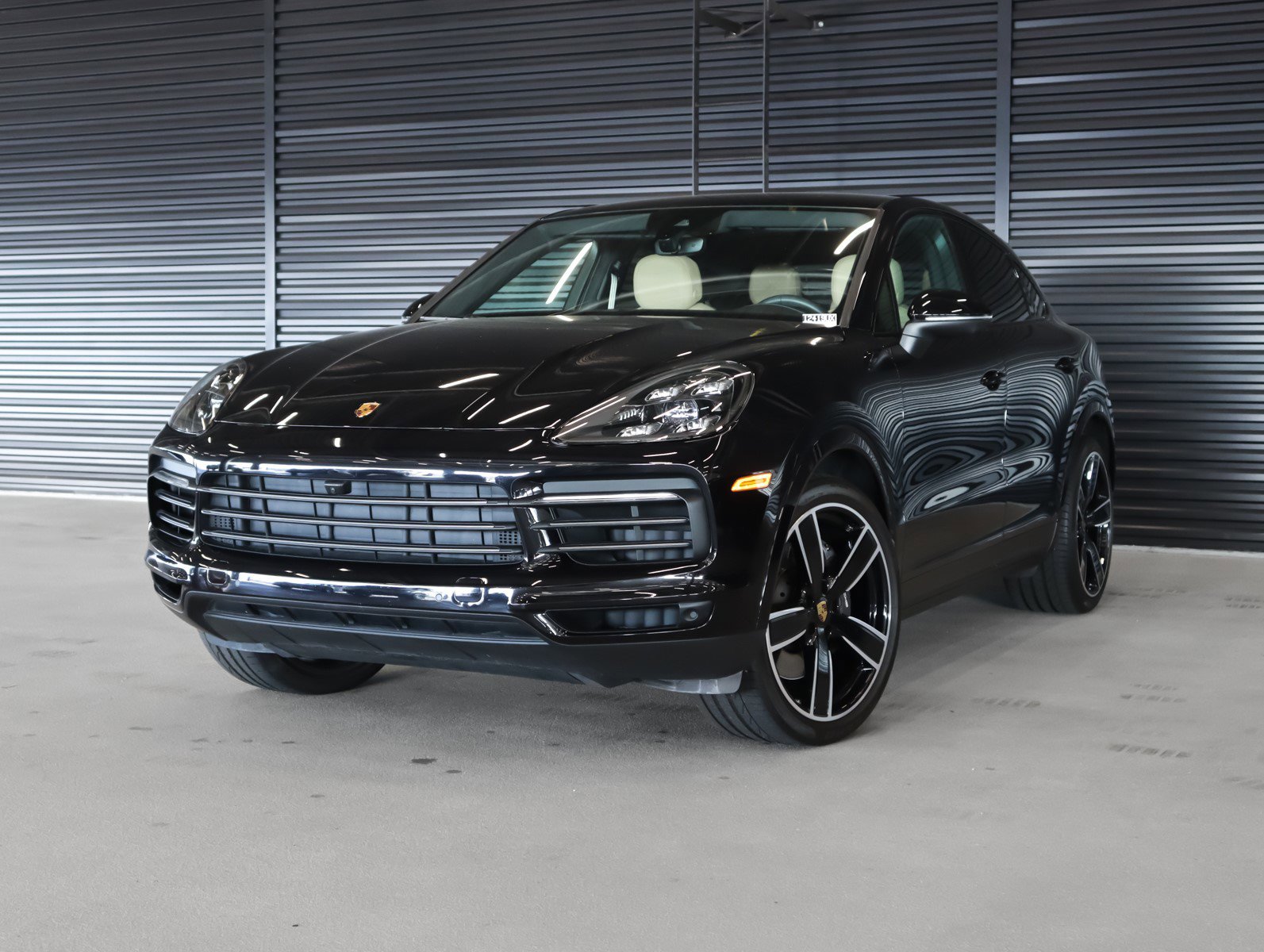 2022 Porsche Cayenne Coup Platinum Edition