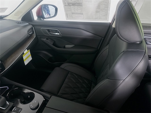 2026 Nissan Rogue Platinum photo 24