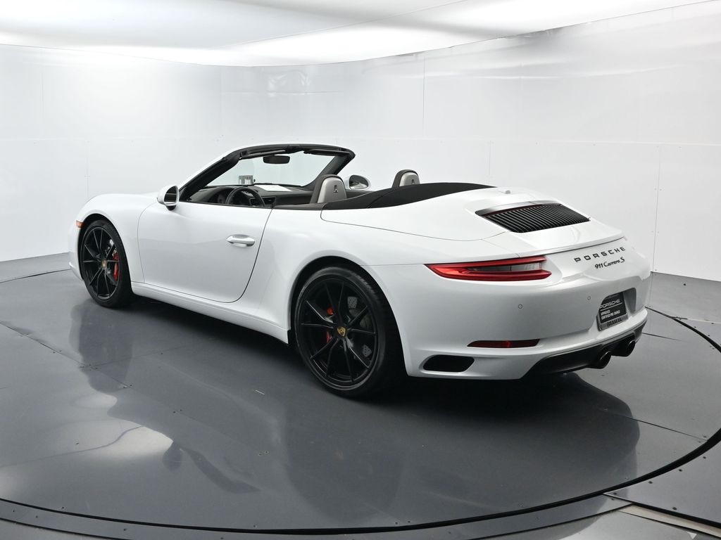 2019 Porsche 911 S photo 2