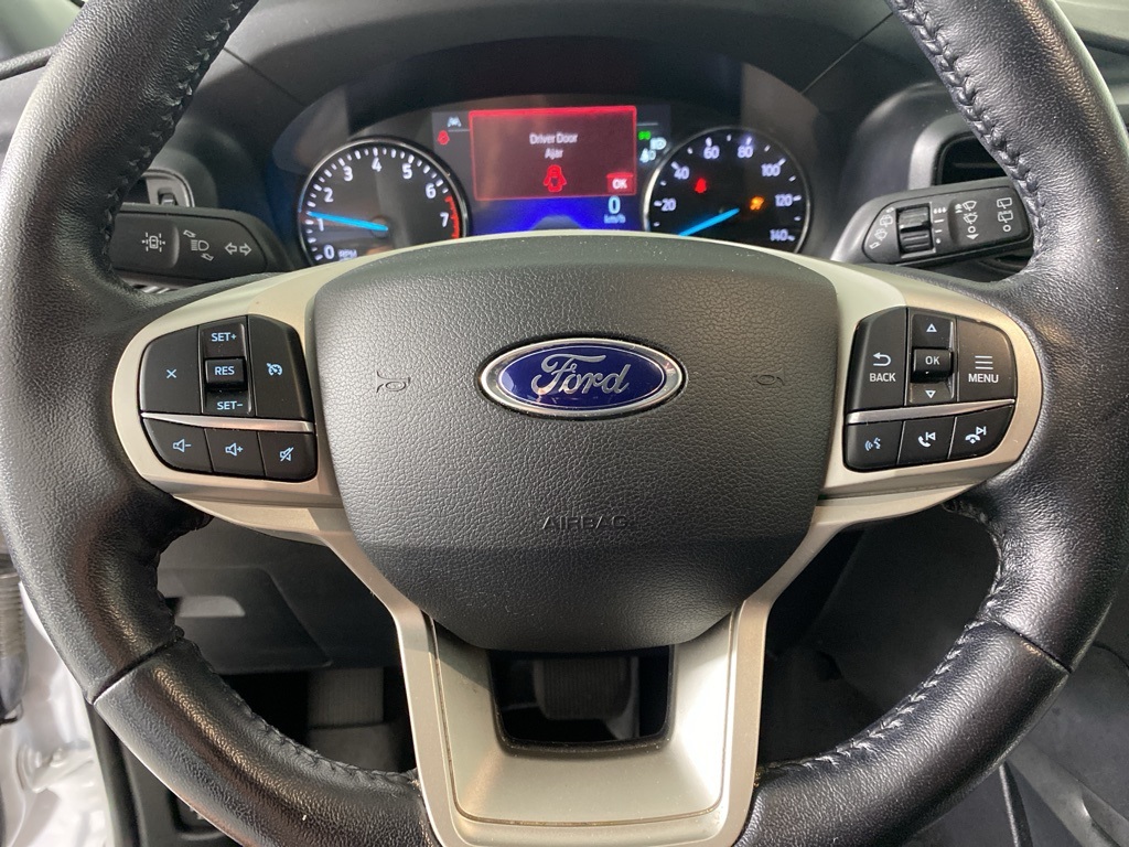 2021 Ford Explorer XLT photo 13