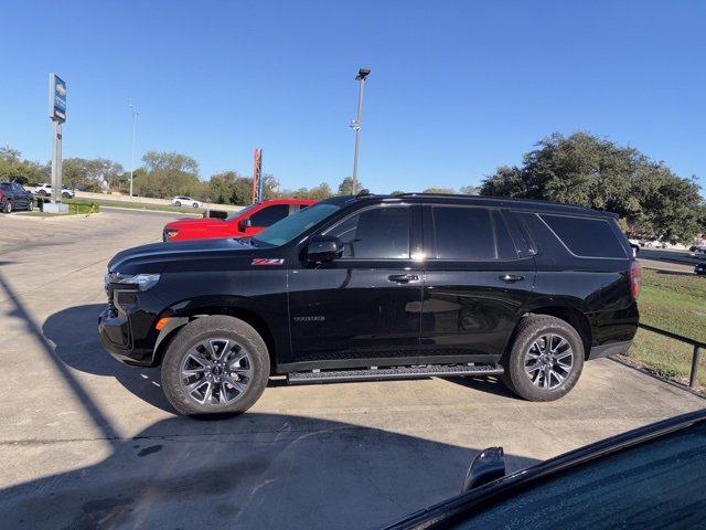 2024 Chevrolet Tahoe Z71 photo 2