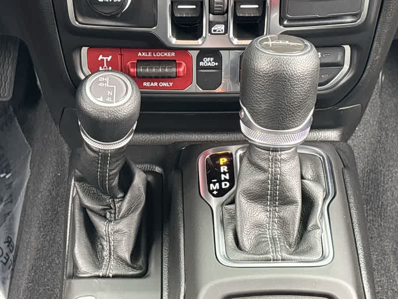2025 Jeep Gladiator Mojave photo 20
