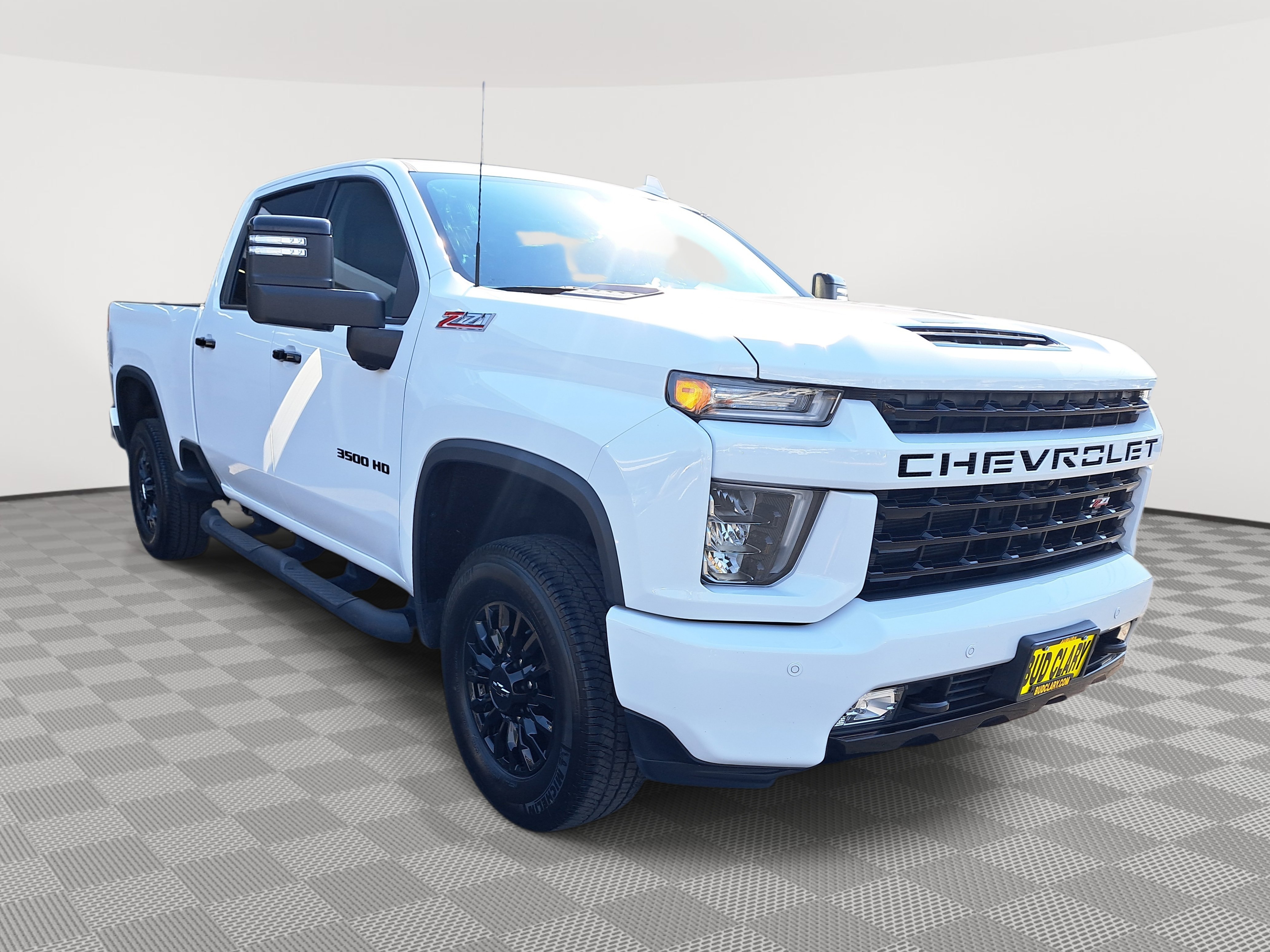 2022 Chevrolet Silverado 3500HD LTZ photo 3