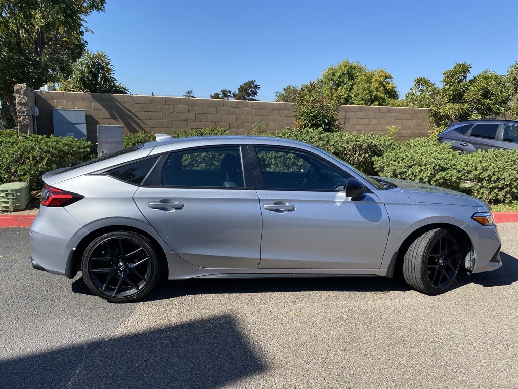 Used 2022  Honda Sport image 6