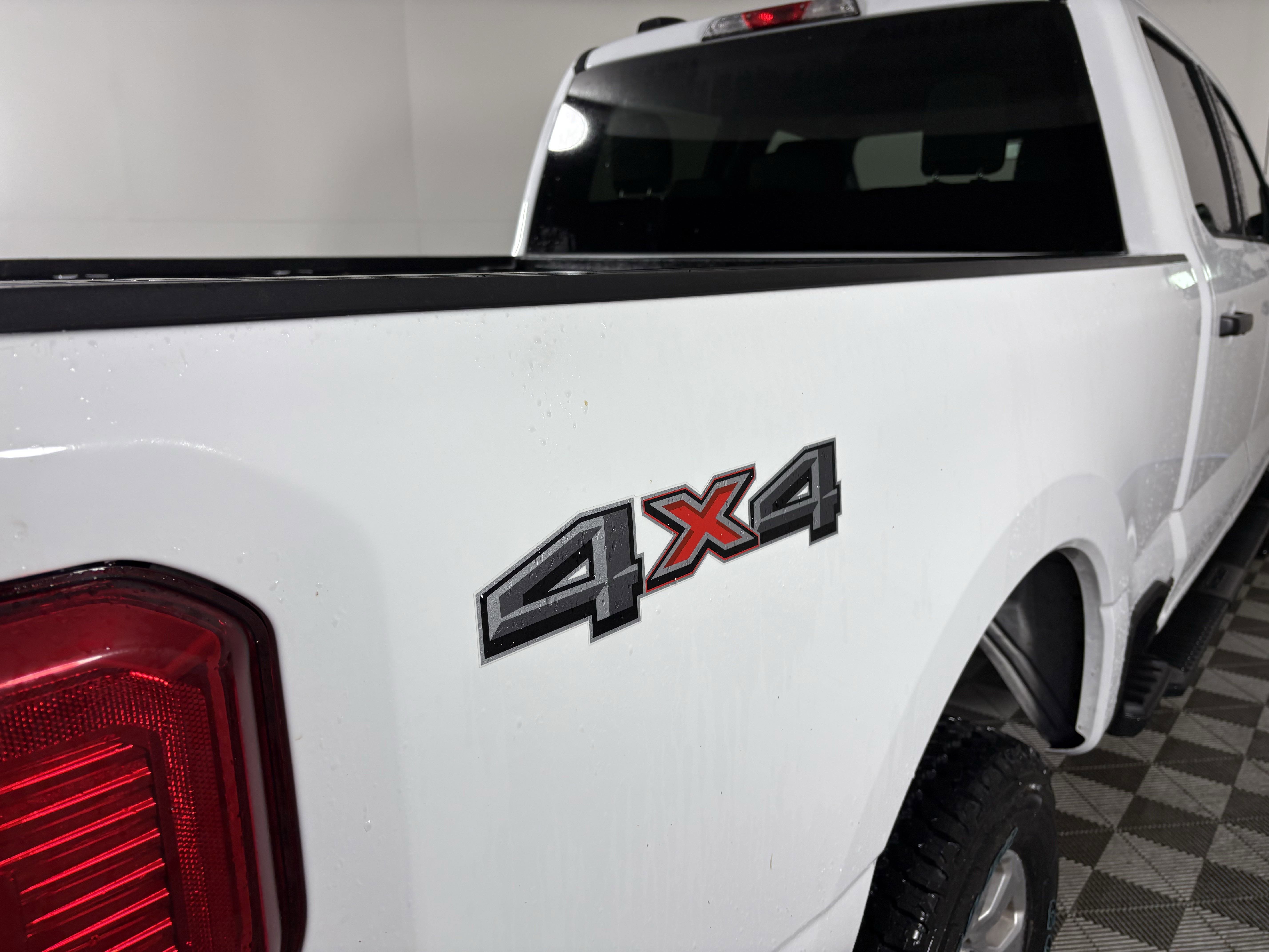 2024 Ford F-250 XLT photo 12