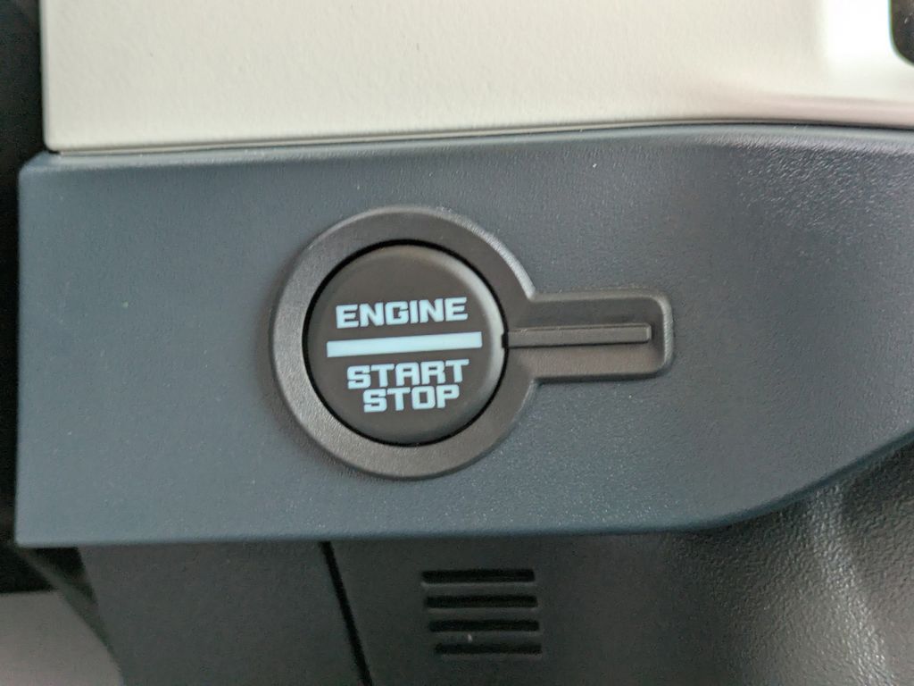 2025 Ford Bronco Heritage First Edition photo 29