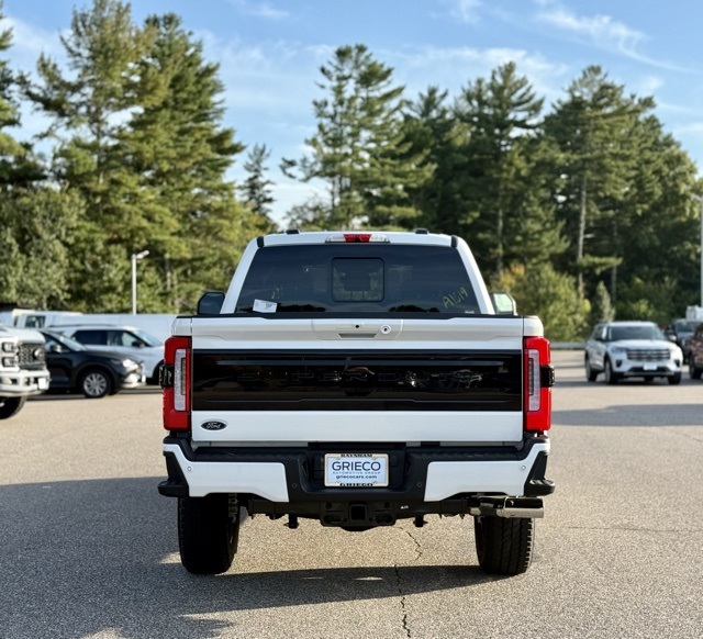 2026 Ford F-250 Platinum photo 5