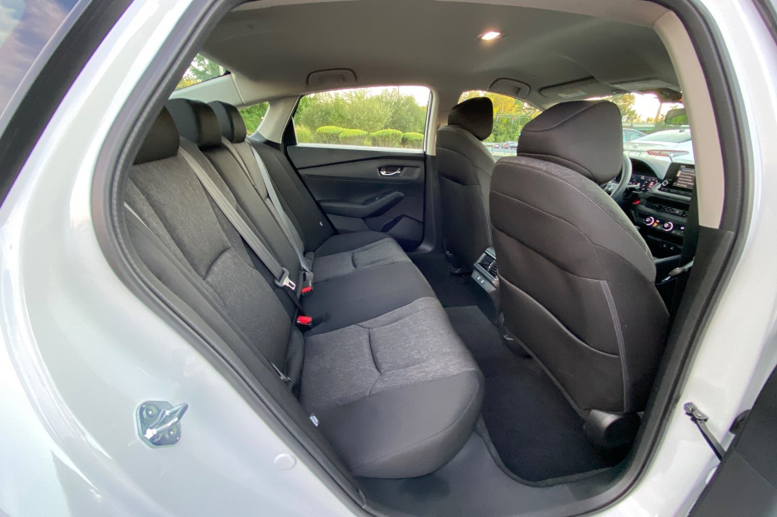 2025 Honda Accord LX photo 14