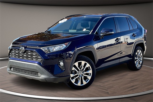 2021 Toyota RAV4 XLE Premium's photo