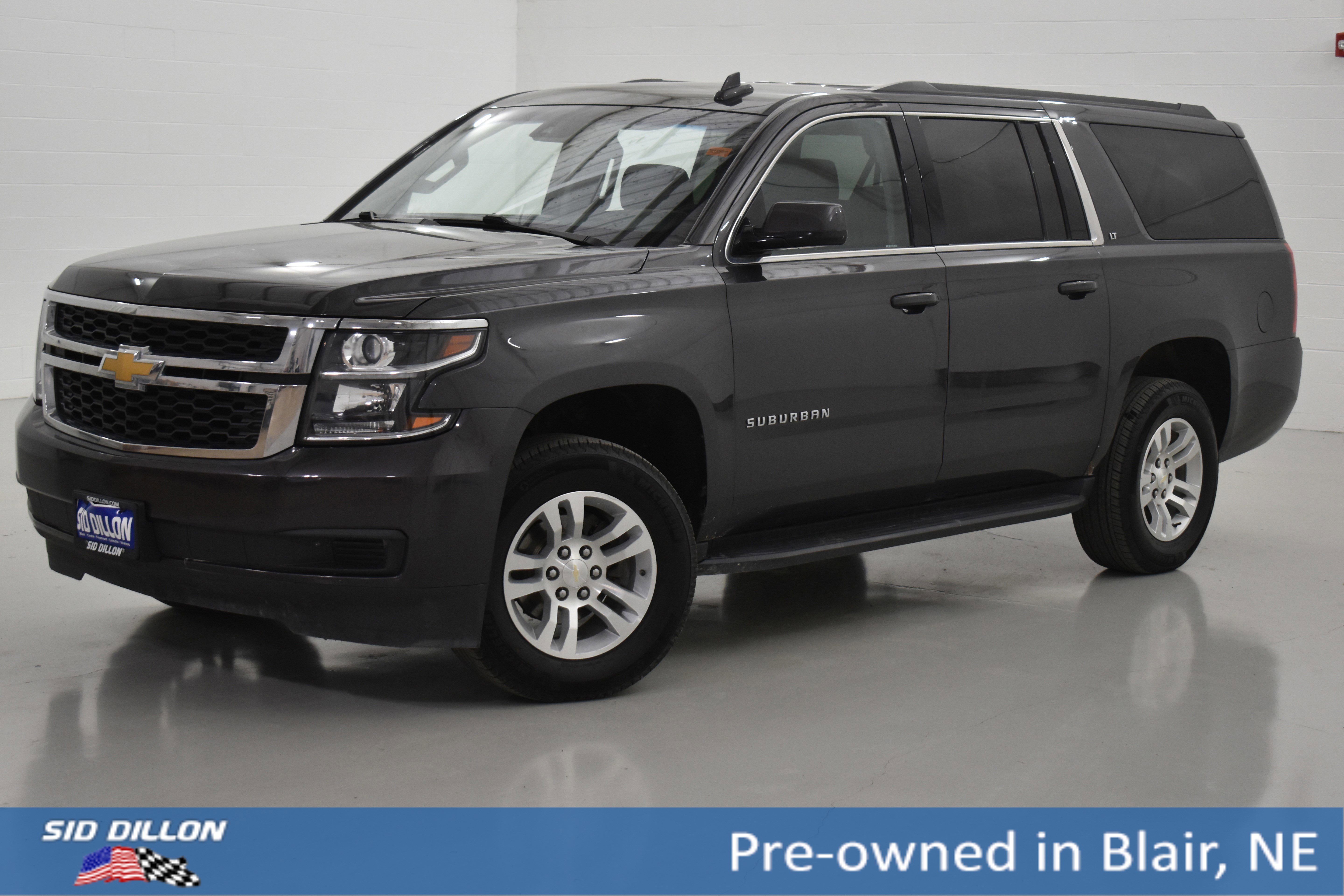 2018 Chevrolet Suburban LT's photo