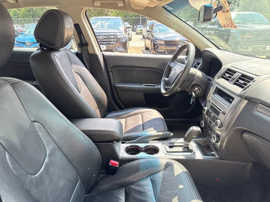 2012 Ford Fusion SEL photo 12