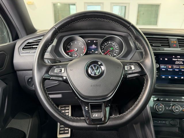 2020 Volkswagen Tiguan SE R-Line Black photo 40