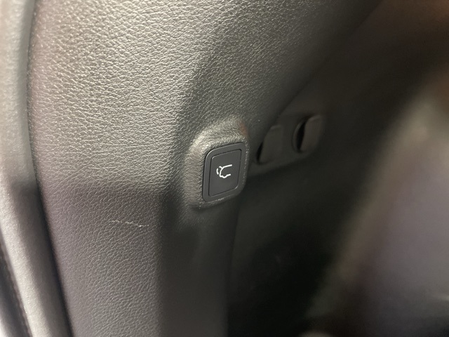 2022 Jeep Cherokee Limited photo 5