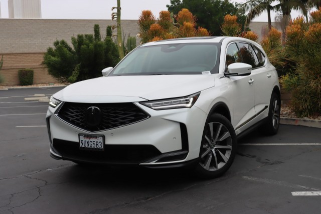 2025 Acura MDX Technology Package's photo