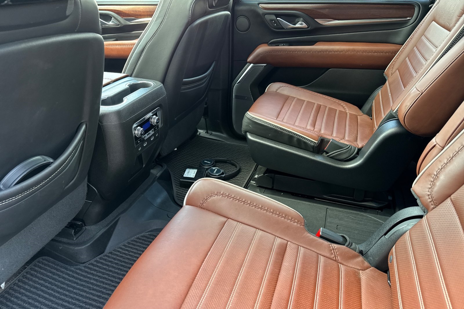 2023 Gmc Yukon XL Denali Ultimate photo 12