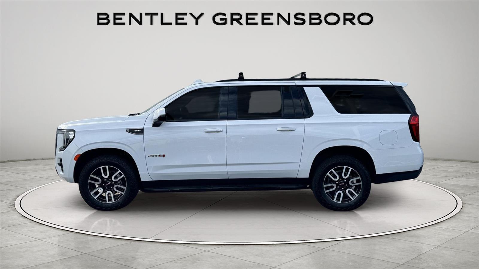 2023 Gmc Yukon XL AT4 photo 4