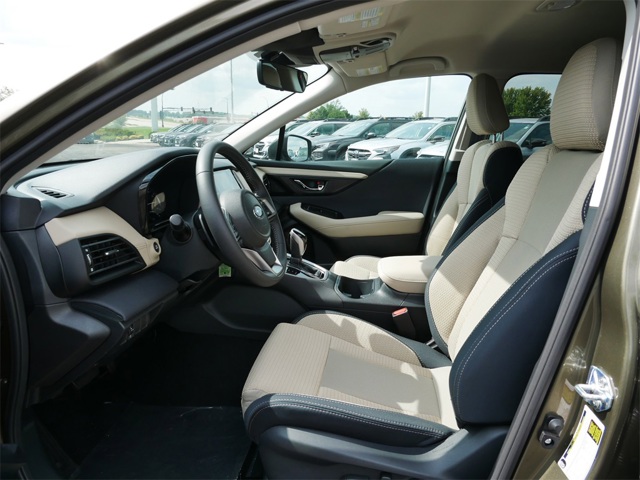 2025 Subaru Outback Premium photo 5