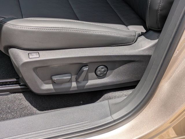 2025 Nissan Murano Platinum photo 13