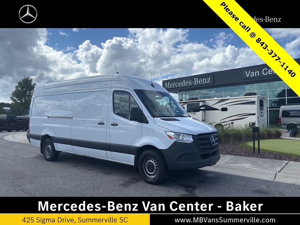 2024 Mercedes-Benz Sprinter Cargo Van Base's photo
