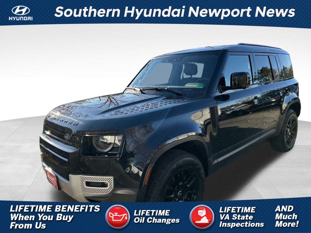 2025 Land Rover Defender S's photo