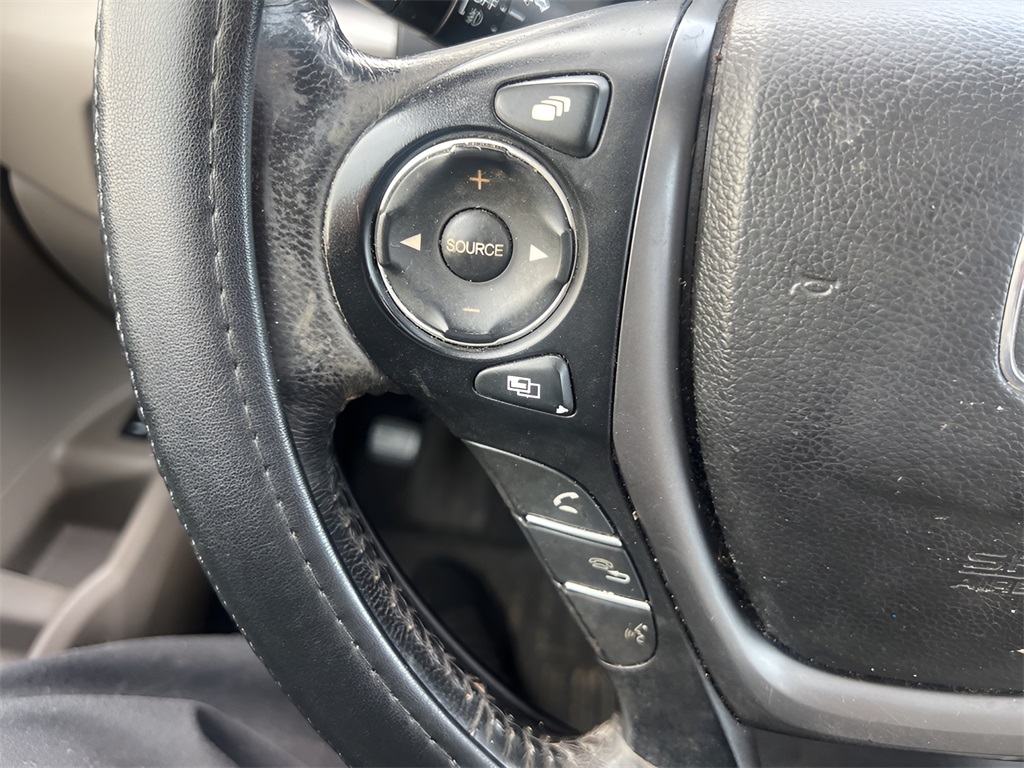2016 Honda Pilot EX-L photo 28