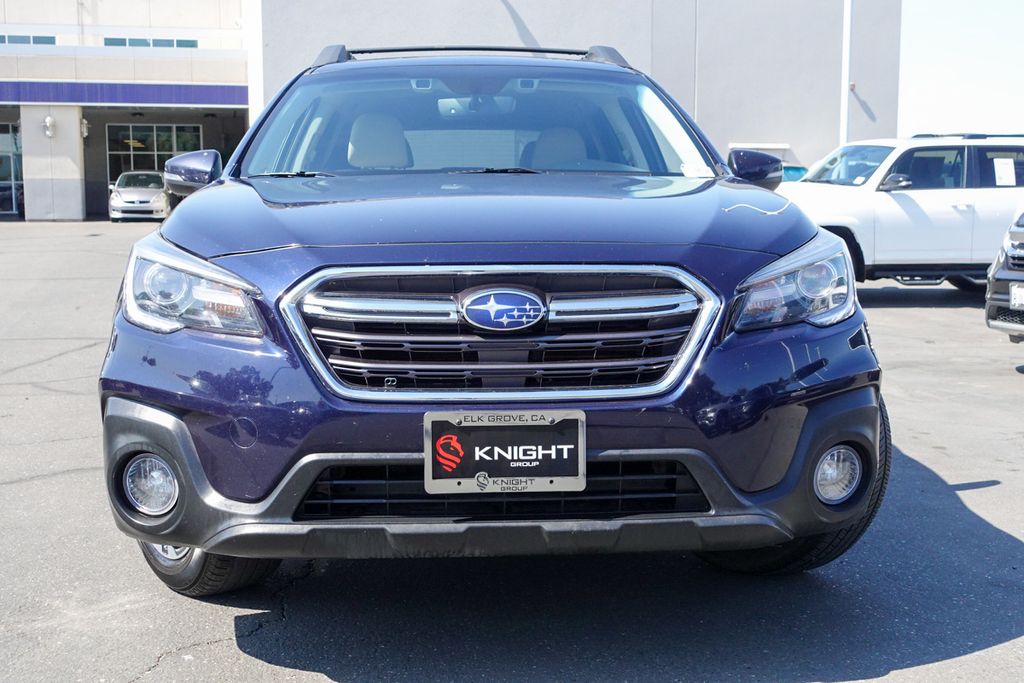 2018 Subaru Outback 3.6R photo 3