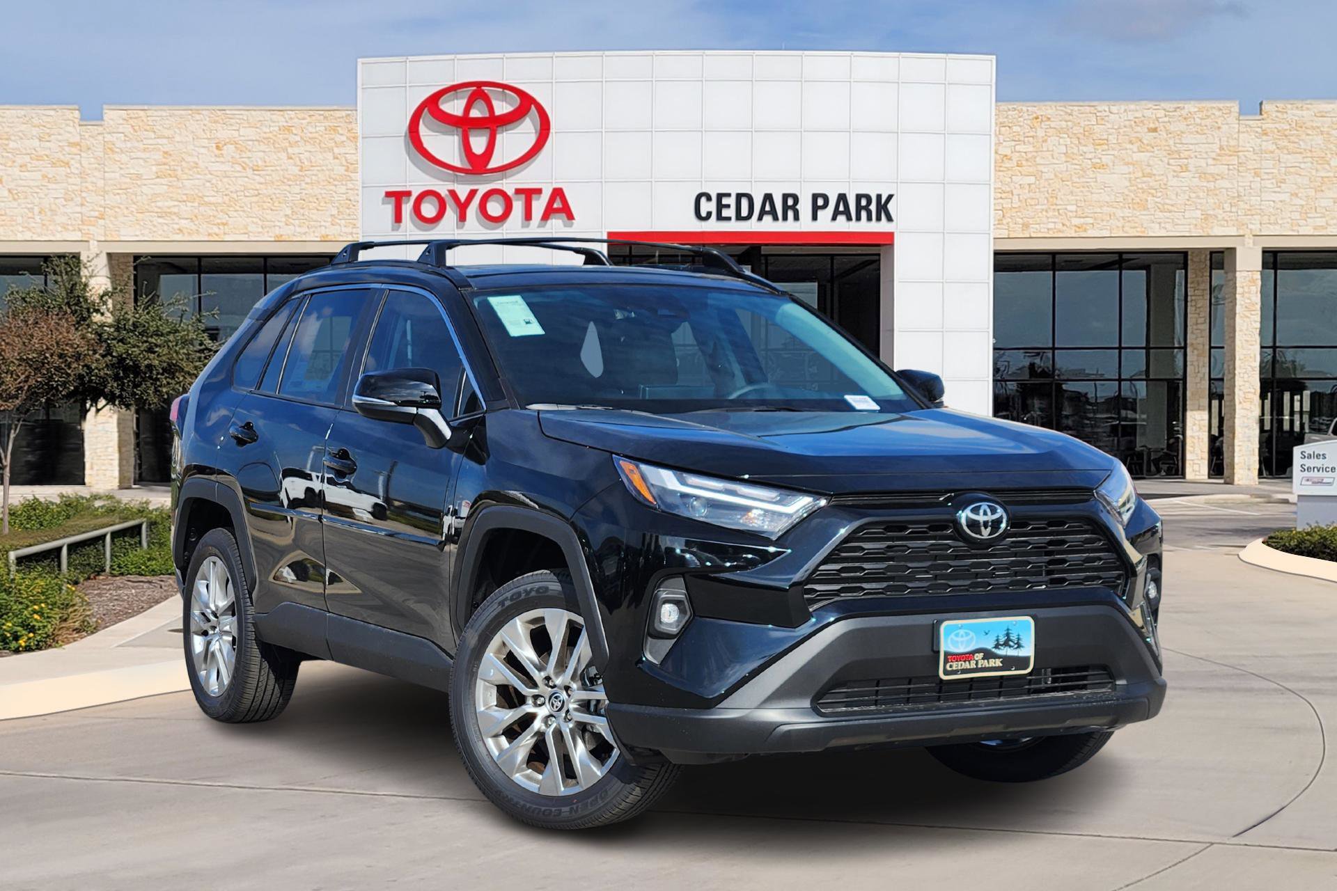 2025 Toyota RAV4 XLE Premium's photo