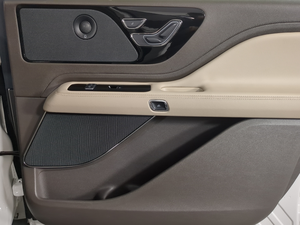 2024 Lincoln Aviator Reserve photo 17
