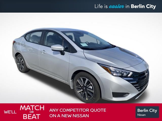 2025 Nissan Versa SV's photo