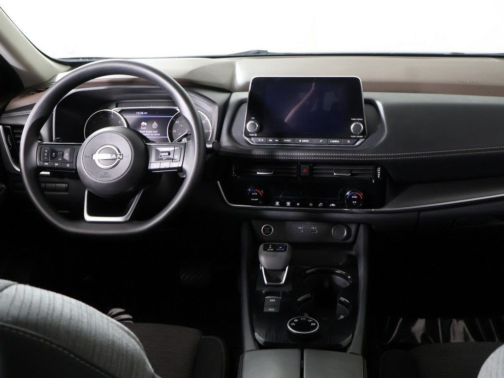 2022 Nissan Rogue SV photo 25