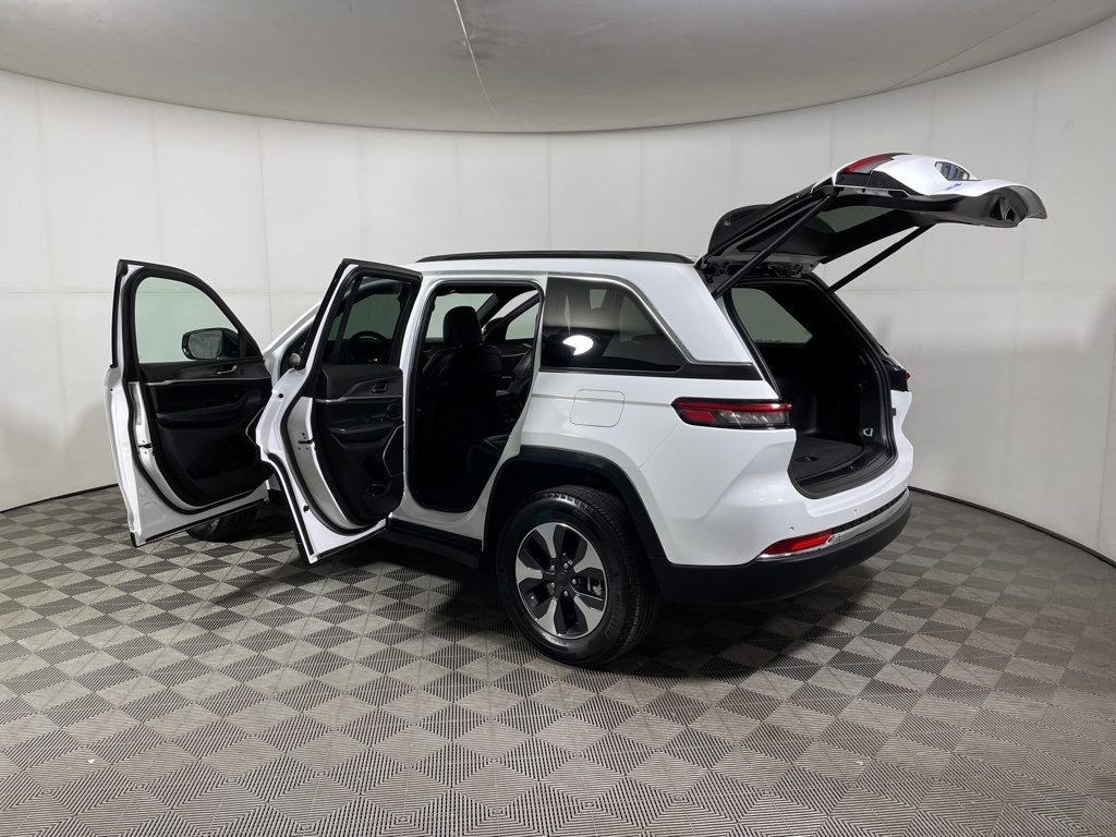 2024 Jeep Grand Cherokee Limited 4xe photo 9