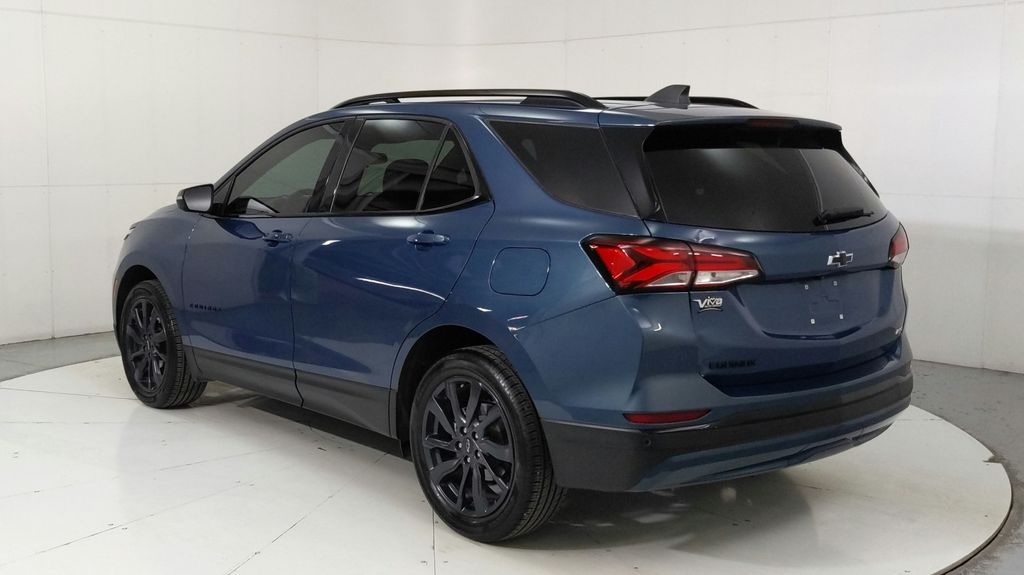 2024 Chevrolet Equinox RS photo 3