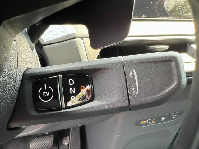 2026 Kia EV9 Light Long Range photo 13