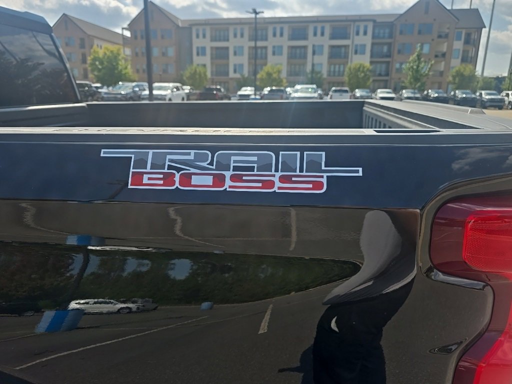 2020 Chevrolet Silverado 1500 LT Trail Boss photo 19