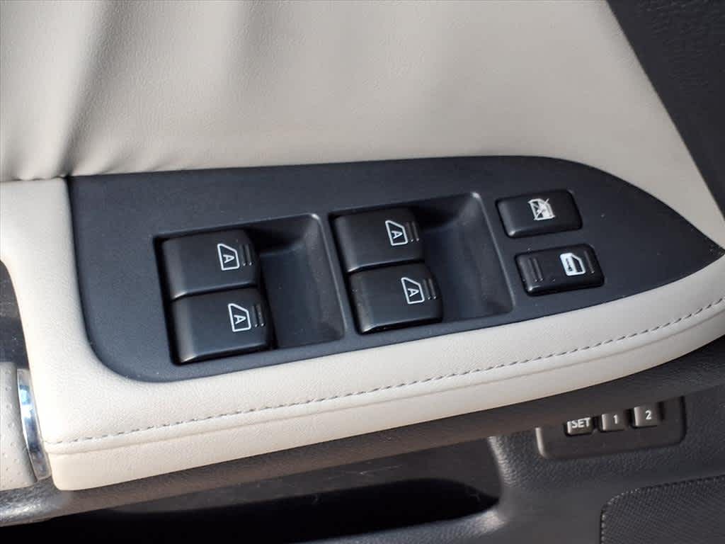 2007 Infiniti M45 Sport photo 13
