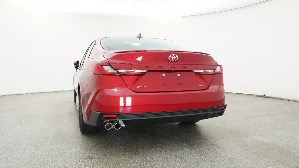 2025 Toyota Camry SE photo 15