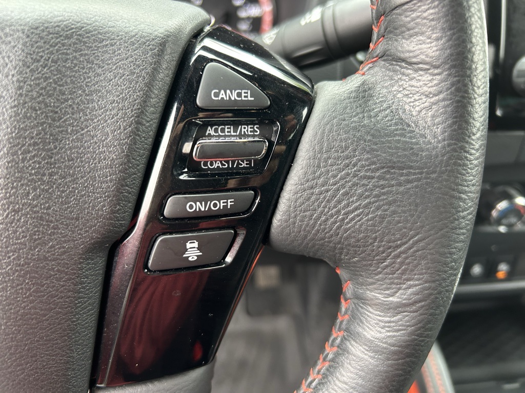 2022 Nissan Frontier PRO-4X photo 15