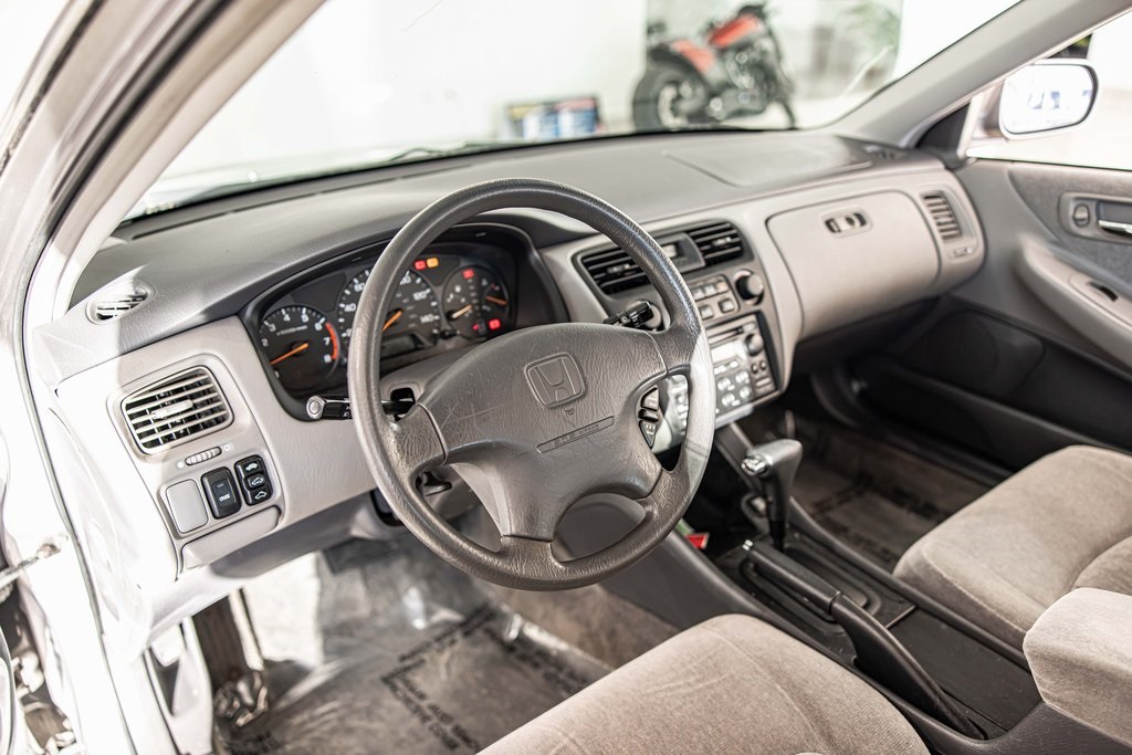 2000 HONDA ACCORD - Image 18
