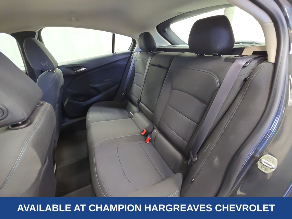 2017 Chevrolet Cruze LT photo 24