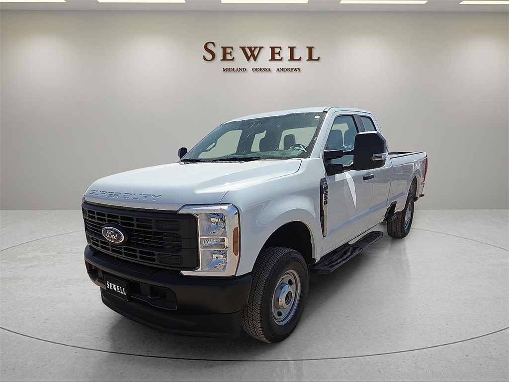 2026 Ford F-250 Super Duty XL's photo
